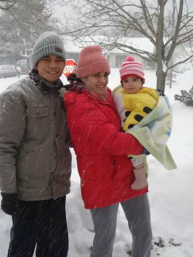 年下アメリカ人女性の心を射止めた、農(nóng)村出身の警備員　