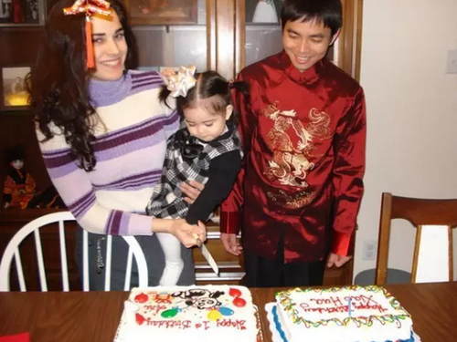 年下アメリカ人女性の心を射止めた、農(nóng)村出身の警備員　