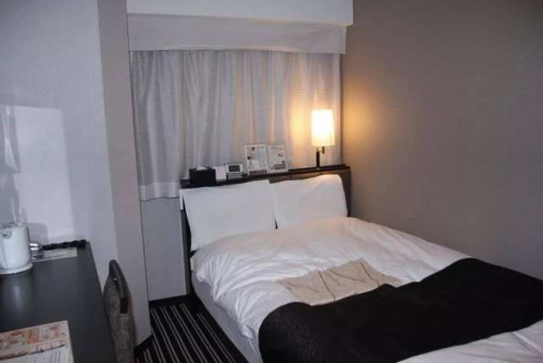 日本のホテル、右翼書籍撤収を拒否　外國人観光客の間で広がる不満