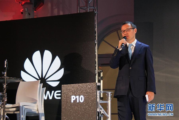 華為、ポーランドで新作スマートフォンの発表會を開催