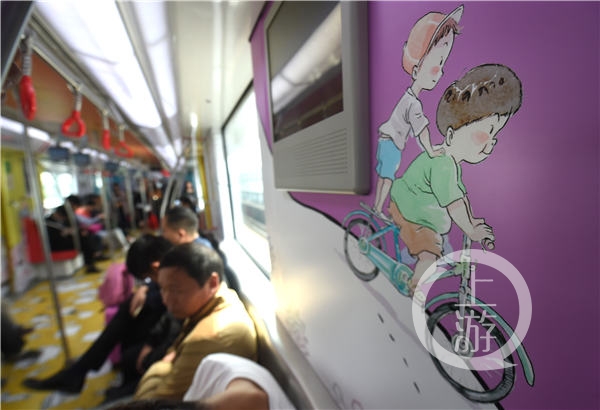 平均30本に1本の確率で乗車できるアニメフェス仕様の地下鉄　杭州市