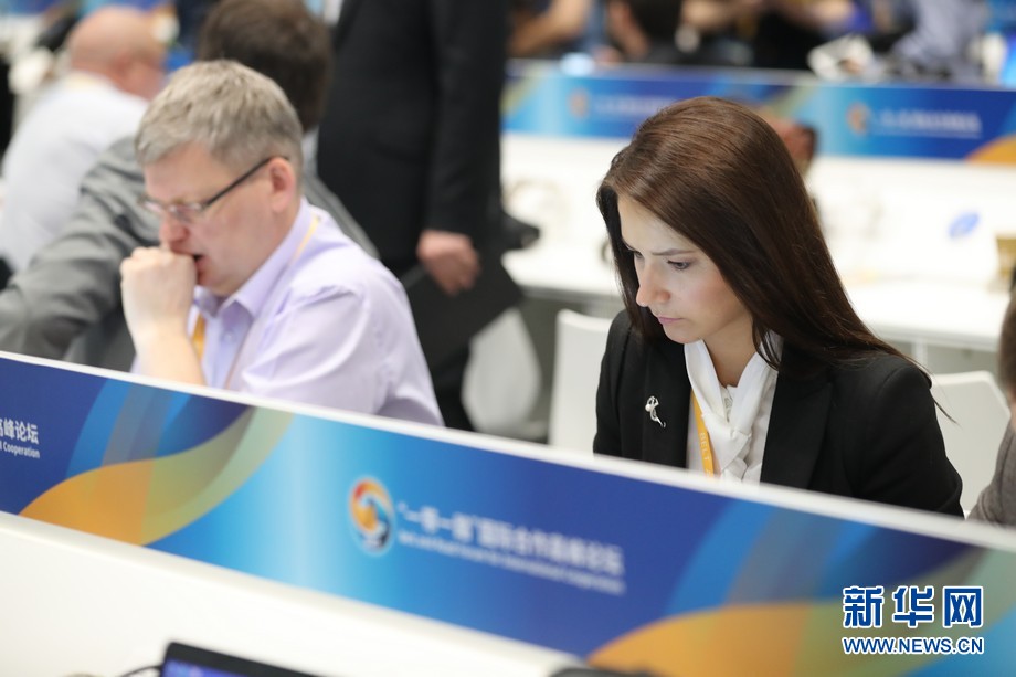 「一帯一路」サミット　プレスセンターで働く外國(guó)人記者たち