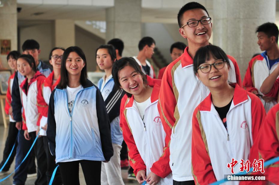 大學(xué)受験控えた高校3年生、心理ゲームで「ストレス解消」