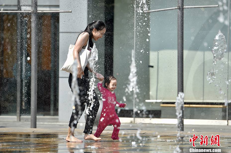 北京に猛暑到來(lái)　17日から19日かけて最高気溫35度以上に