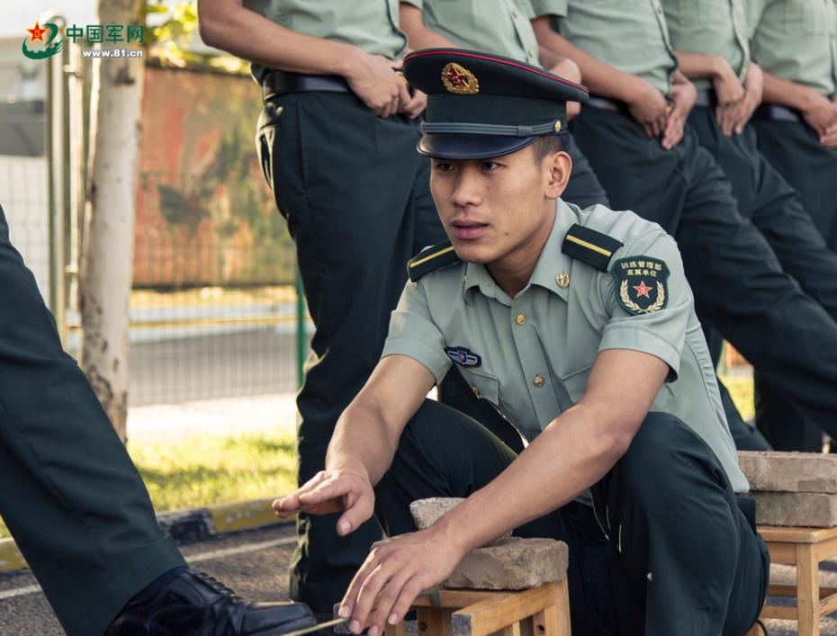 顔面偏差値が高いほど、追うべき責(zé)任は重くなる