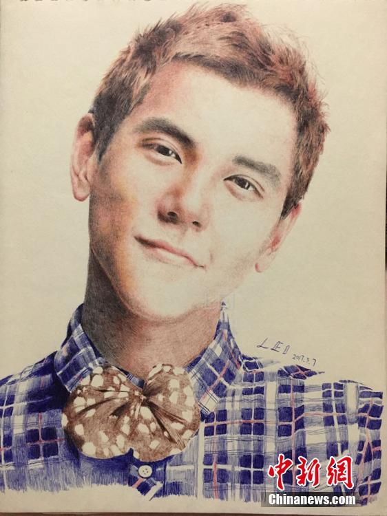 女子大生が描くボールペン畫がまるで映畫ポスターのようだと話題に