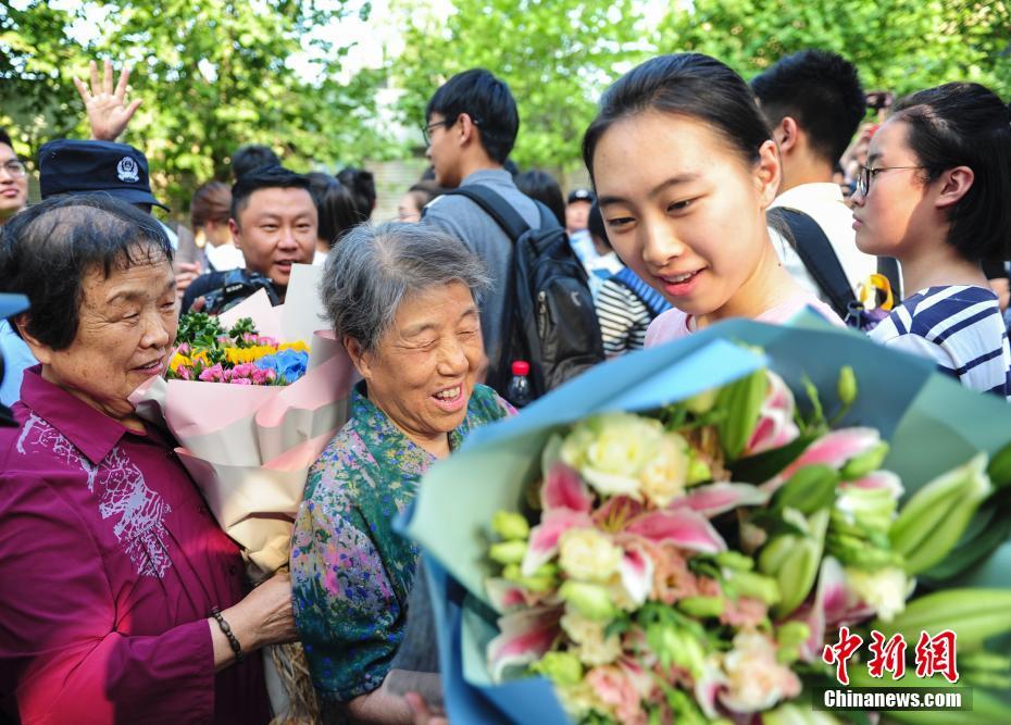 中國(guó)の大學(xué)統(tǒng)一入學(xué)試験、ほとんどの地域で終了