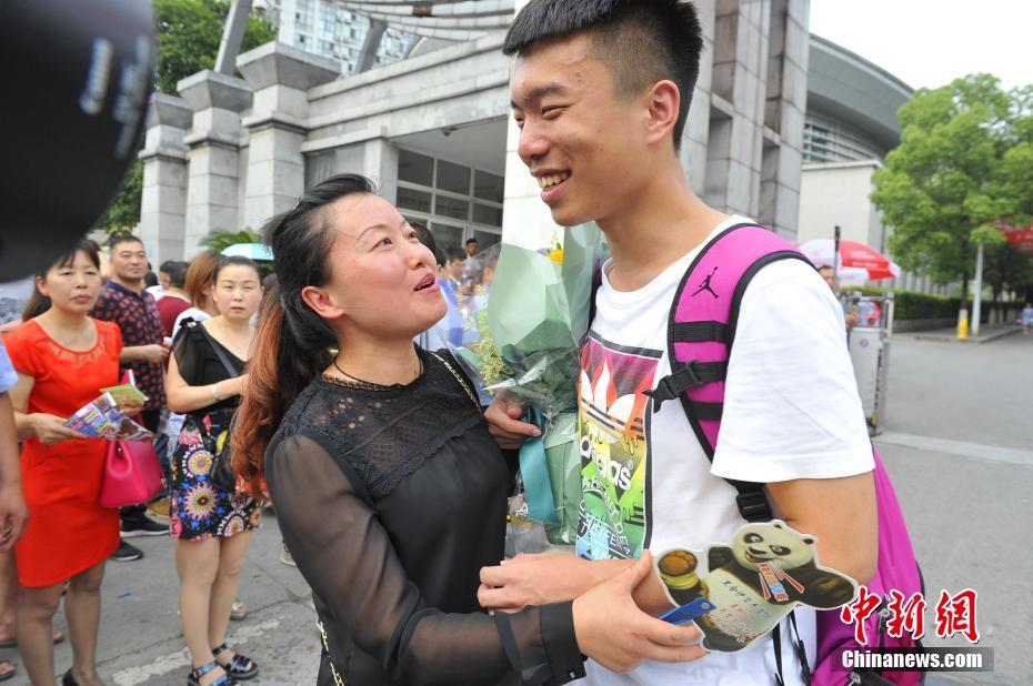 中國(guó)の大學(xué)統(tǒng)一入學(xué)試験、ほとんどの地域で終了