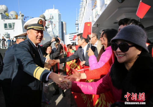 中國海軍護(hù)衛(wèi)艦隊(duì)がニュージーランド訪問