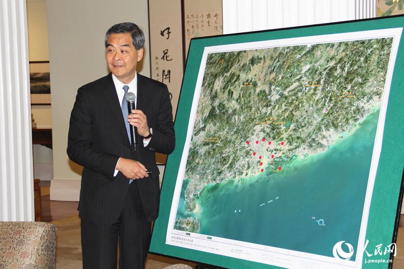 梁振英長官「國のニーズに貢獻し、香港の強みを発揮」