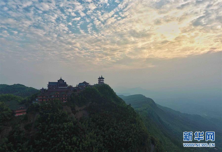 「蜀南竹?！工螞訾浃氏膜物L景　四川省