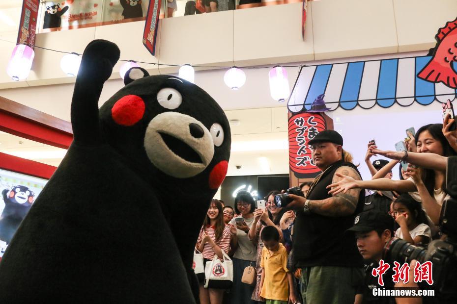 若い女性に大人気！　北京にくまモンが登場(chǎng)　