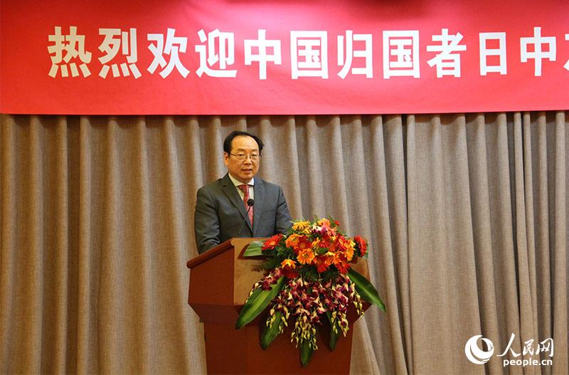 日本殘留孤児代表団が中國を訪問　現(xiàn)地の友好協(xié)會から熱烈な歓迎