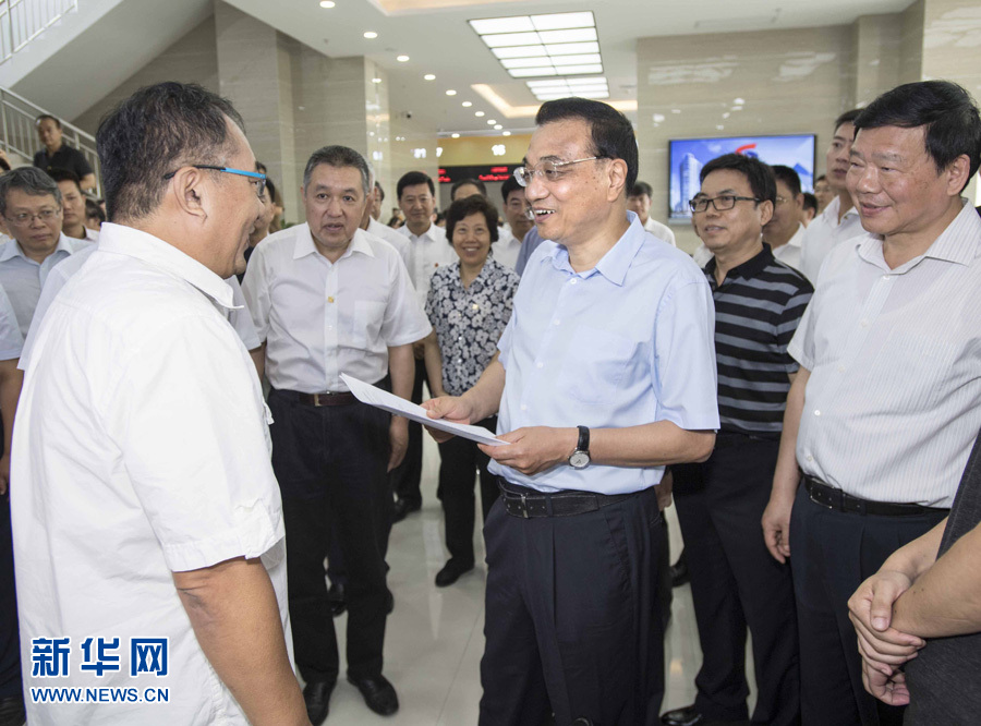 李克強(qiáng)総理が陝西省視察　改革革新を加速