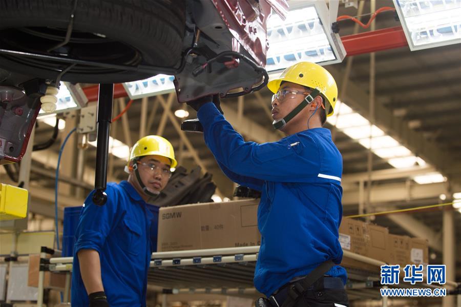 中國上汽通用五菱のインドネシア工場(chǎng)が生産開始