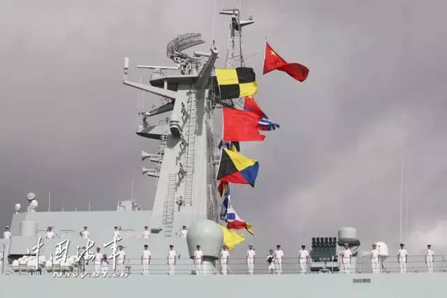 中國(guó)人民解放軍がジブチに補(bǔ)給基地開設(shè)、出陣式