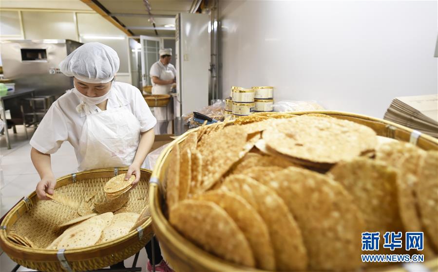 長(zhǎng)い歴史を持つ周村焼餅　インターネットで中國(guó)全土に販売