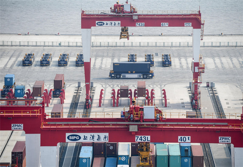 世界最大の自動(dòng)化埠頭、年末に稼働開始