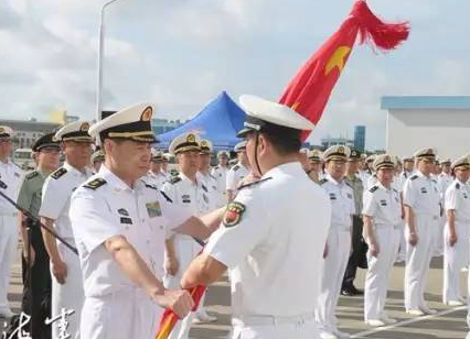 中國(guó)人民解放軍がジブチに補(bǔ)給基地開設(shè)、出陣式