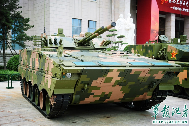 建軍90周年テーマ展覧會(huì)、展示武器裝備品を先取り