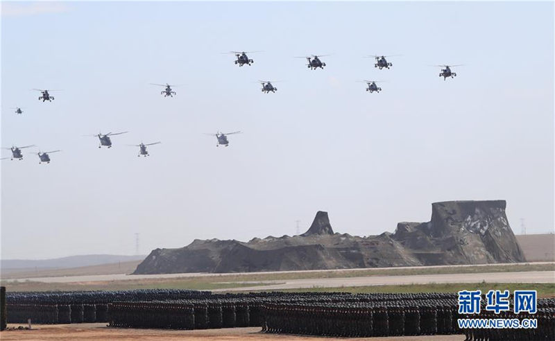 ＜寫真で見る＞中國人民解放軍建軍90周年記念軍事パレード