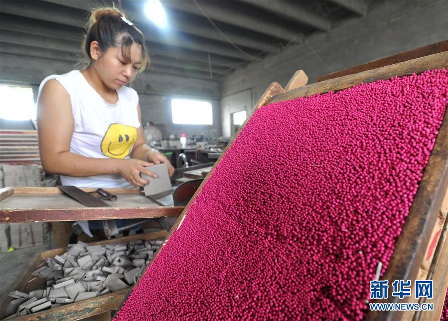 泊頭マッチ製造の技法を伝承　河北省