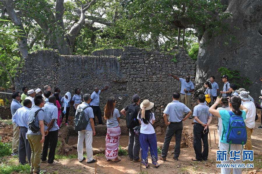 遺跡で「鄭和第1次航海時(shí)代」の中國(guó)の血筋とみられる人骨発見(jiàn)　ケニア