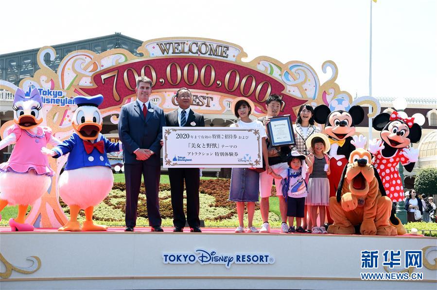 東京ディズニーランドとディズニーシー、入園者7億人到達(dá)　日本