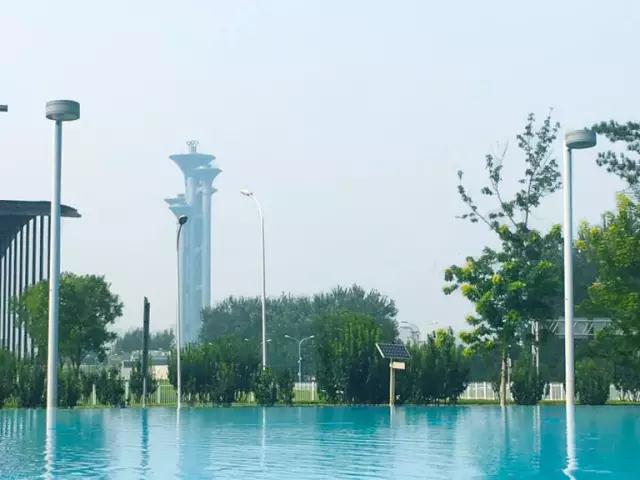 「水立方」屋外インフィニティプールが開業(yè)