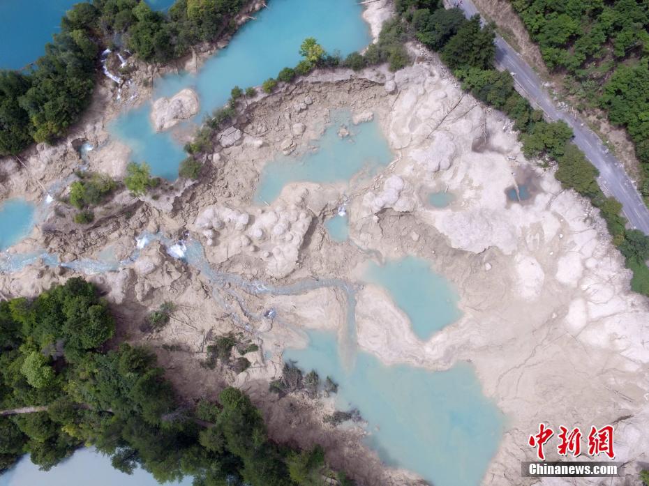 九寨溝景勝地の「火花海」で決壊が確認(rèn)される　池の水のほとんどが流出　