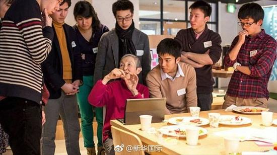 82歳のおばあちゃん、獨學(xué)でスマホゲームを開発