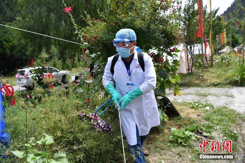 四川省九寨溝地震から3日目、著々と進(jìn)む防疫対策