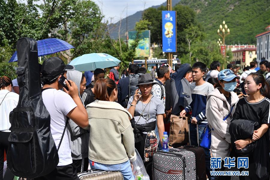 人命救助第一に！九寨溝地震24時間で6萬人以上の大規(guī)模避難成功の舞臺裏