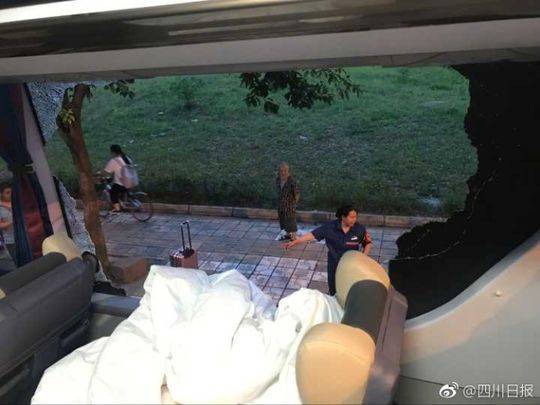 九寨溝震災(zāi)経験者、落石からかばってくれた戀人との結(jié)婚を決意