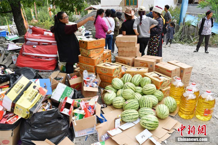 中國(guó)國(guó)際救援隊(duì)、九寨溝地震被災(zāi)地の実地調(diào)査開(kāi)始