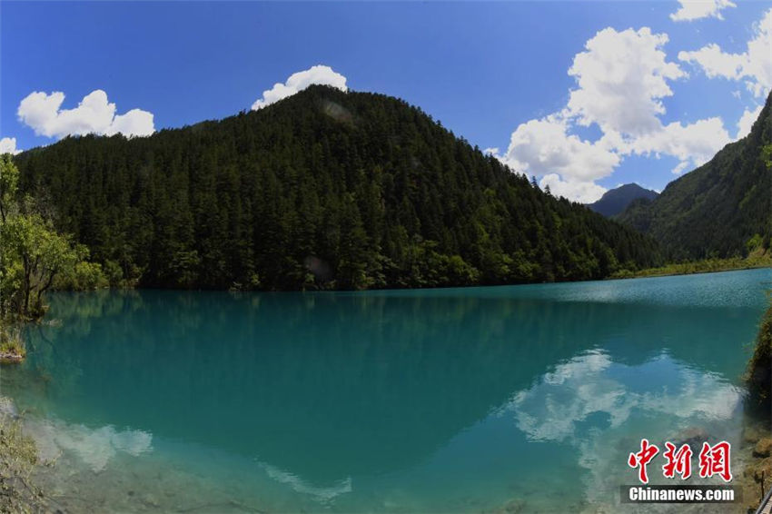 震災後もなお美しさを殘す九寨溝?樹正群?！∷拇ㄊ?></a></td></tr><tr><td class=