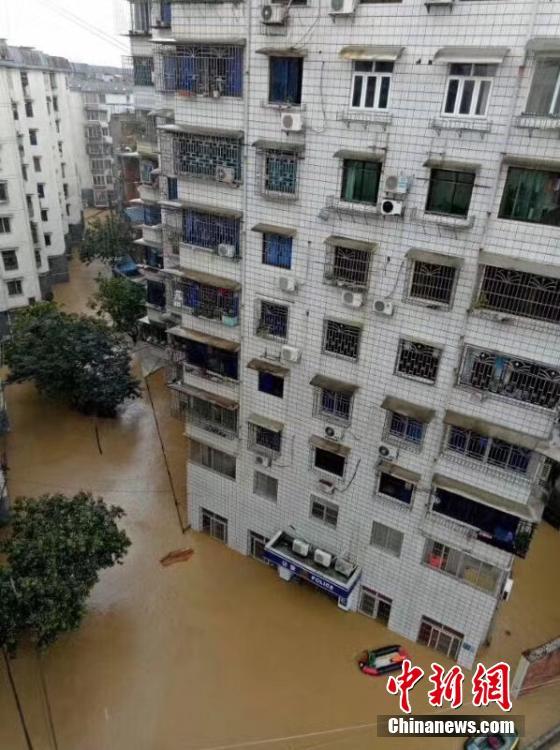 4度目の浸水で、再び「その名のとおり」の水上派出所に　広西