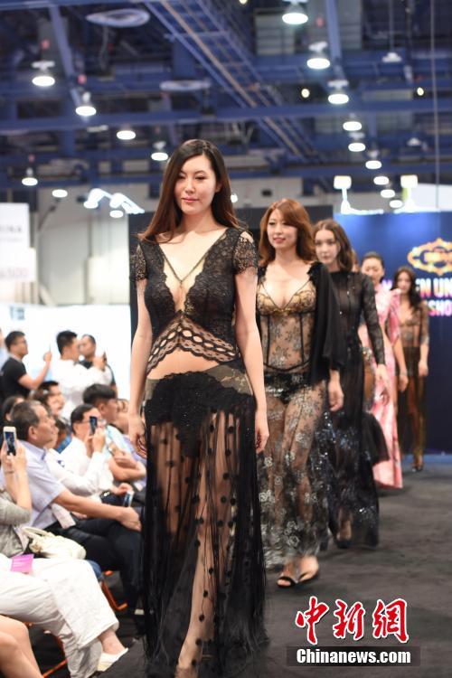 中國(guó)ランジェリーの美を米ラスベガスへ発信