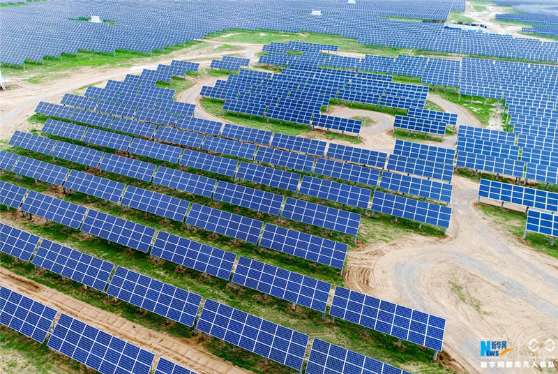 世界初の「パンダ発電所」、山西省で竣工