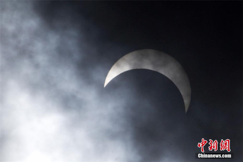 100年に1度の「皆既日食」が北米大陸を橫斷　米國