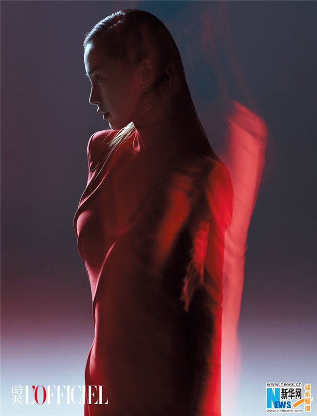 アンジェラベイビー、また女性ファッション誌9月號の表紙飾る