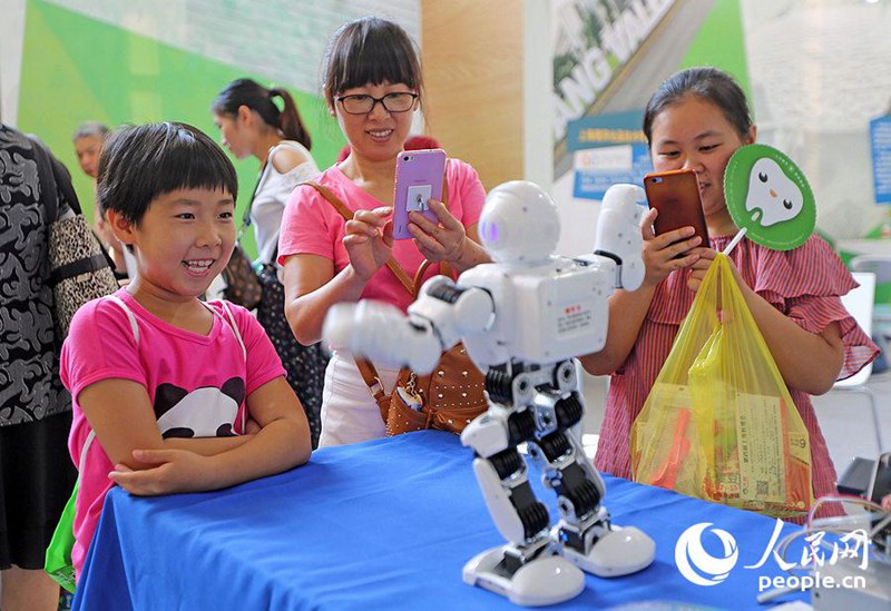 2017上海國際科普産品博覧會(huì)でC919のフライトシュミレーター初登場