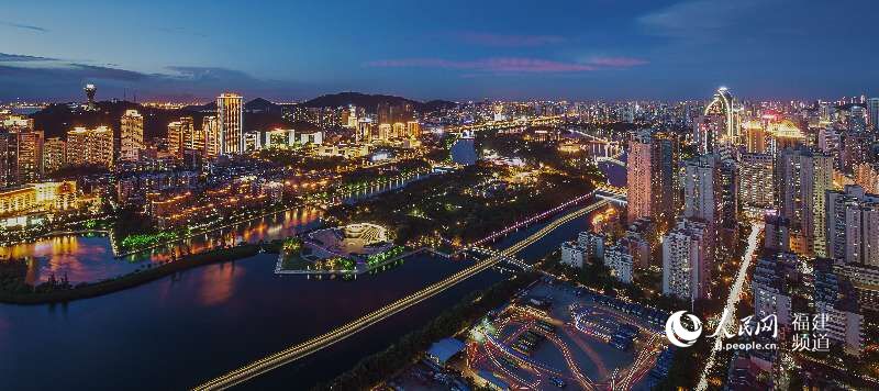 「アモイの美しさを世界に発信」　10年で10萬枚の寫真を撮影した男性