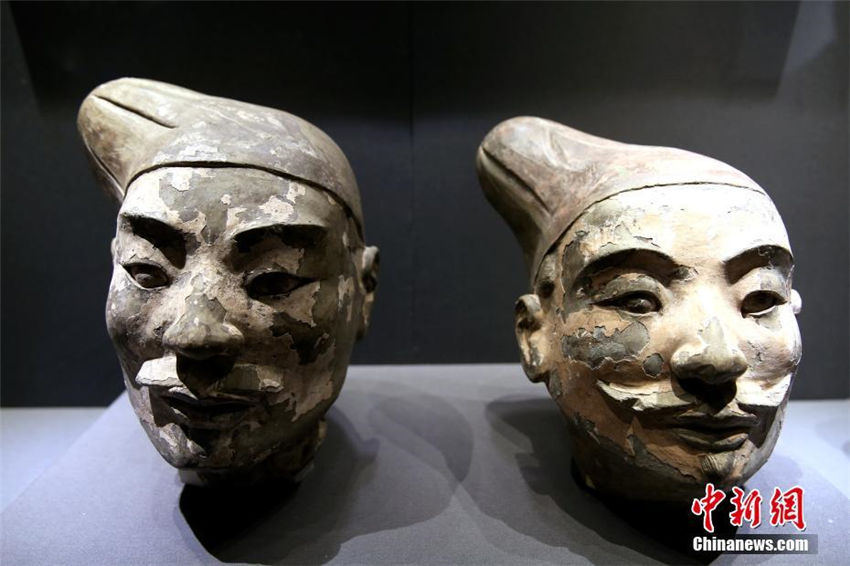 兵馬俑の彩色に人工的に作られた「藍(lán)色」と「紫色」を発見(jiàn)