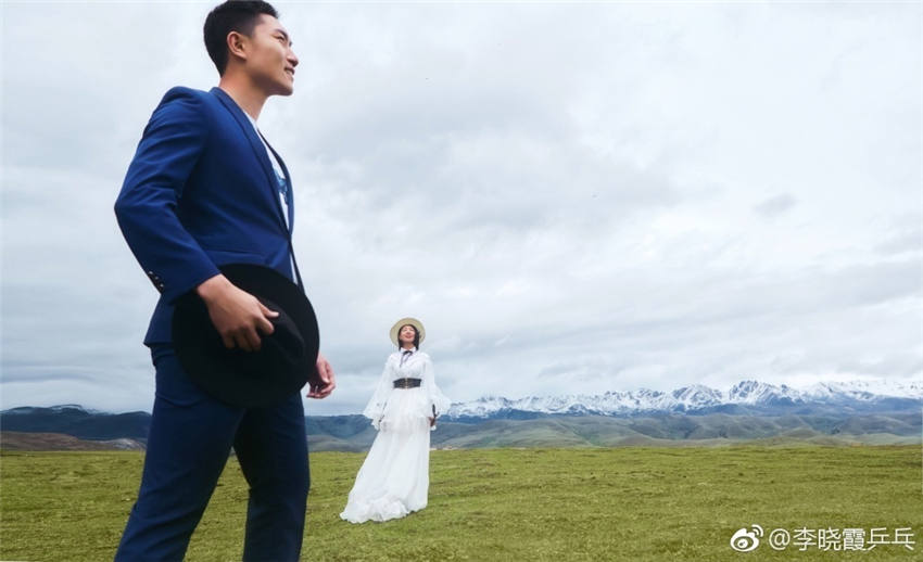 元卓球代表の李暁霞が七夕にウェディング寫真を公開