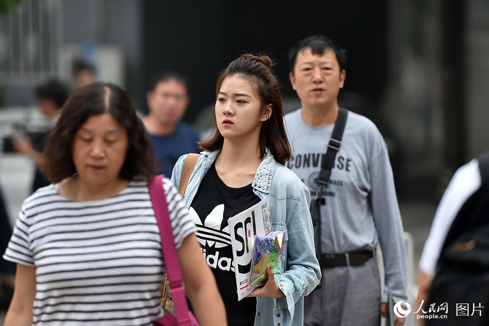 北京電影學(xué)院　2017年度新入生が入學(xué)手続き