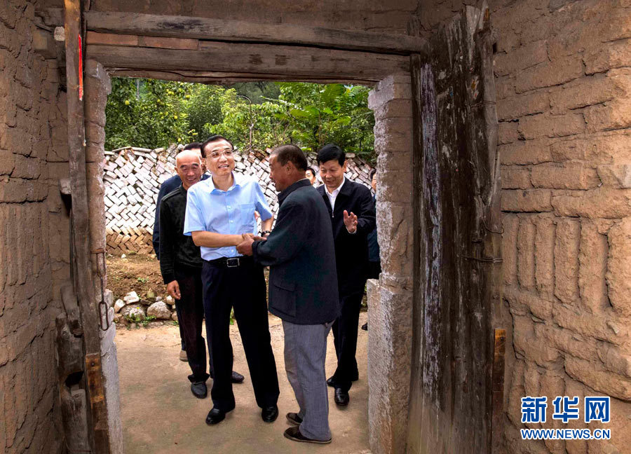 李克強(qiáng)総理「新舊原動力の転換を加速し、経済の構(gòu)造転換と高度化を促進(jìn)」