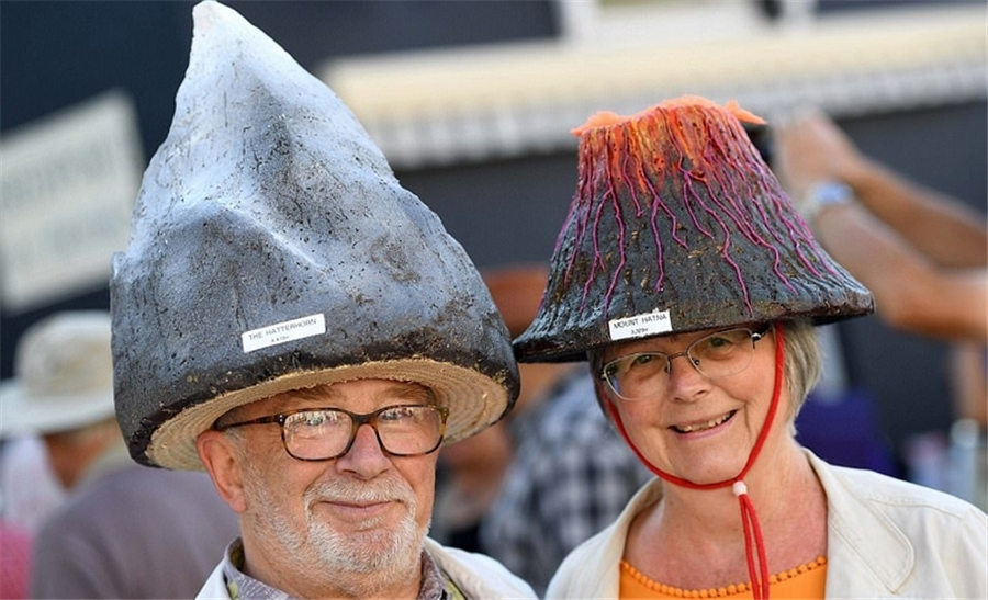 ユニークなデザインの帽子が集まる「ハット?フェスティバル」　英國(guó)