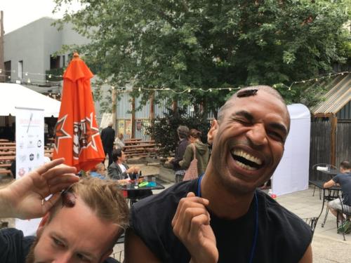 大好物はゴキブリ料理！？　米國で食用昆蟲を広める盧さん