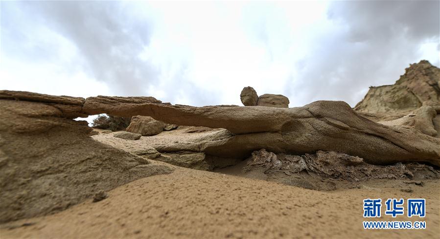 中國(guó)初の「模擬火星基地」を探索　青海省